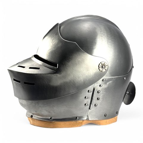 GOTHIC HELMET III