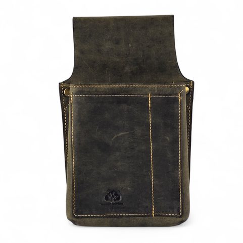LEATHER POCKETS AND WALLETS FOR WAITERS
