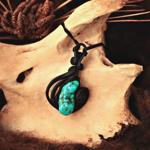 TYRKENITE - PENDANT