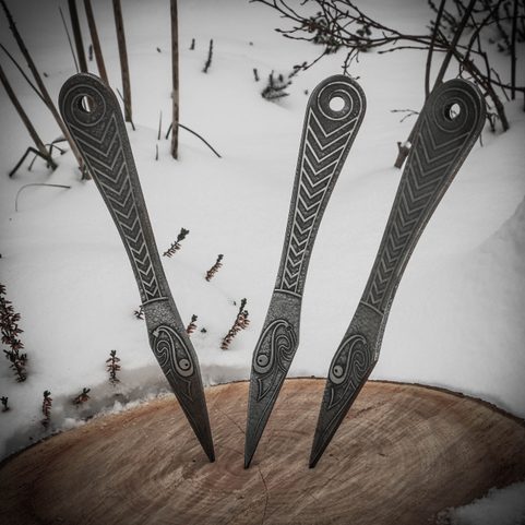 MUNINN ETCHED THROWING KNIFE - SET OF 3
