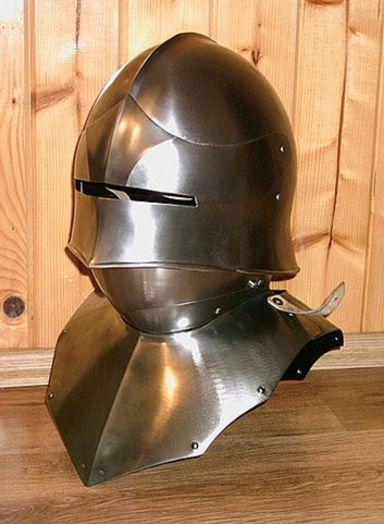 GERMAN GOTHIC SALLET AND BEVOR