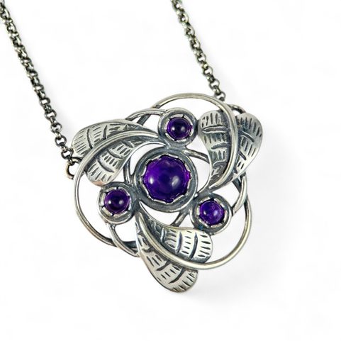 TRISKEL, JUGENDSTILSCHMUCK, HALSKETTE, AMETHYST AG 925/1000