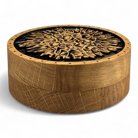 MOLDAVITE OAK BOX FOR COLLECTORS OF STONES, MOLDAVITE AND BRACELETS
