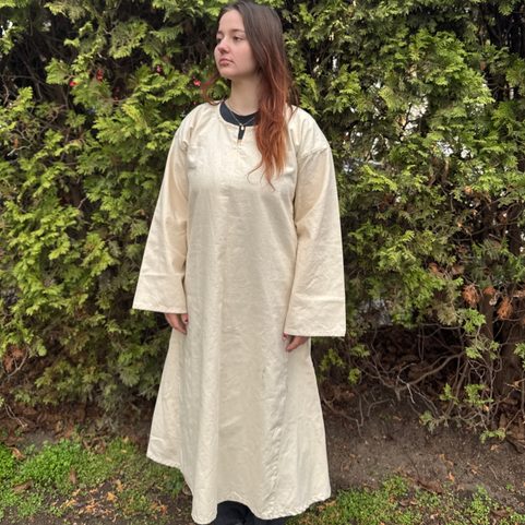 HISTORICAL DRESSES - BOTTOM