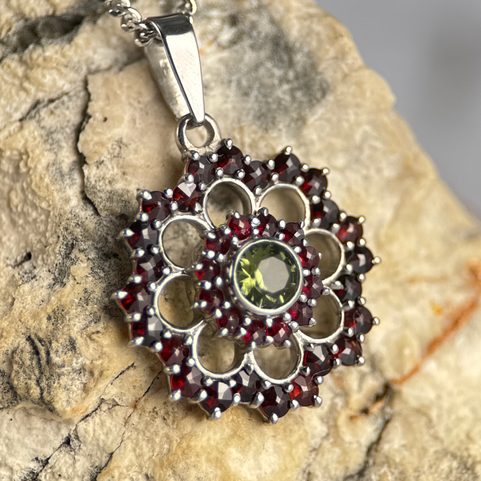 ROSETA, MOLDAVITE, GARNET, SILVER PENDANT