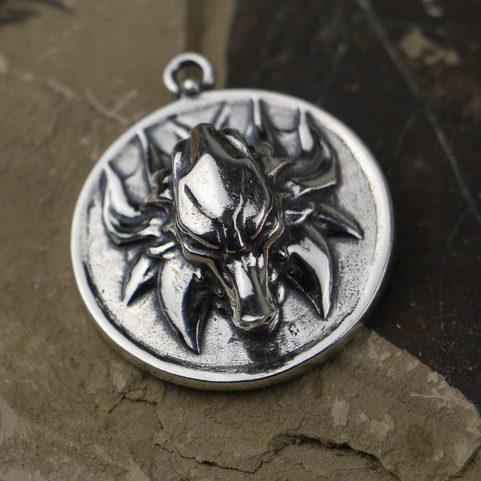 PENDENTIF LOUP SLAVE , ARGENT STERLING