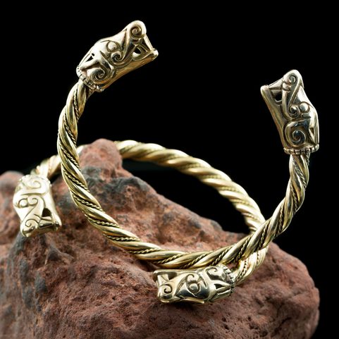 VIKING WOLF, BRACELET FROM BURG, SWEDEN, BRONZE