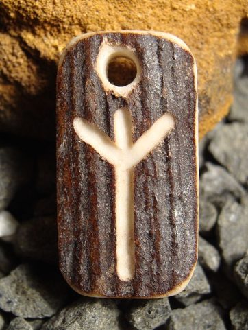 ALGIZ RUNE, DEER ANTLER PENDANT