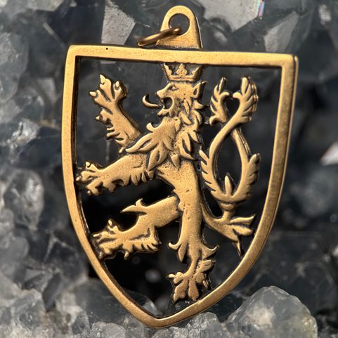 TCHÈQUE LION - BOHÊME, PENDENTIF EN BRONZE