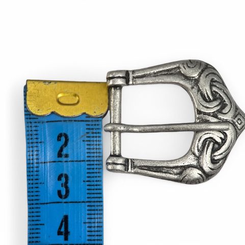 BOUCLE DE CEINTURE VIKING AVEC ORNEMENTS TRESSÉS, ARGENT ANTIQUE