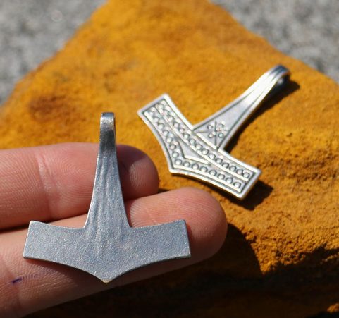 THOR'S HAMMER, DENMARK, ROMERSDAL, ZINC ANTIQUE SILVER