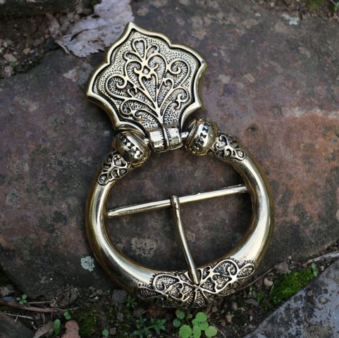 FLORAL, LARGE BRONZE BUCKLE