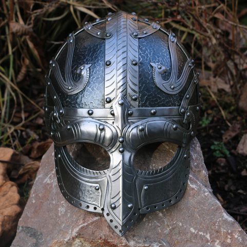 SLEIPNIR, A LUXURIOUS VIKING HELMET