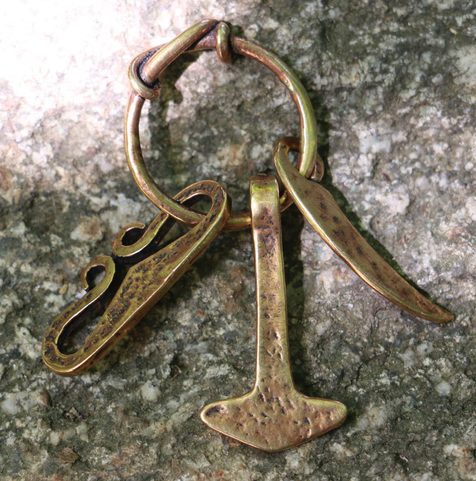 PENDENTIF VIKING, BRONZE