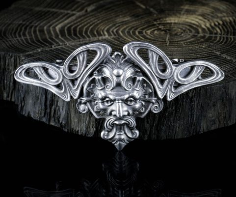 GREEN MAN, PEWTER HAIR BROOCH, ART NOUVEAU