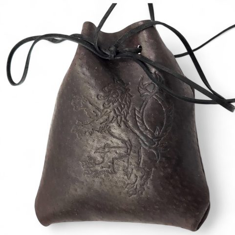 LEATHER POUCH - LION