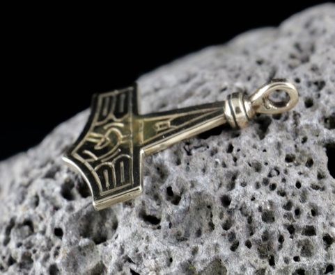 GOTLAND, THOR'S HAMMER, BRONZE AMULET