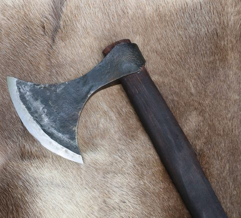 ERIK VIKING AXE - SHARP REPLICA