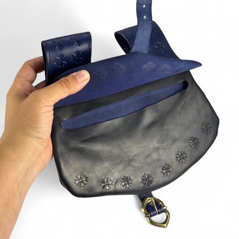 KING OTAKAR, MEDIEVAL POUCH 14TH CENTURY, BLUE