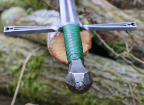 WANDER, MEDIEVAL ONE-AND-A-HALF-HANDED SWORD