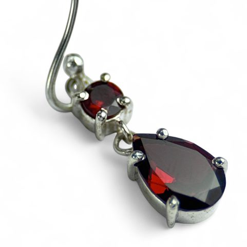 KYANE, BOUCLES D'OREILLES EN ARGENT, GRENAT, AG 925/1000