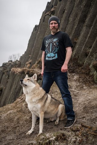 ISAZ, FUTHARK-AUSGABE, HERREN-T-SHIRT, NAAV