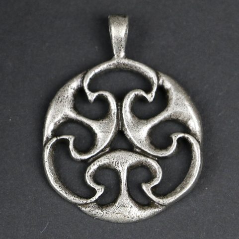 CELTIC KNOT OF LIFE, REPLICA, I. CENTURY, PENDANT, ZINC, ANTIQUE SILVER
