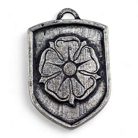 ROSE OF ROSENBERG, MEDIEVAL COAT OF ARMS IN SHIELD, ZINC