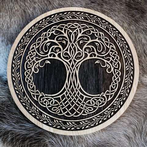 YGGDRASIL - WOODEN RUNES FUTHARK SET