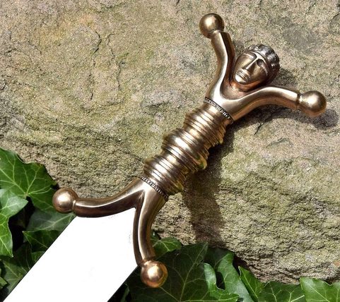 FIONN, FORGED CELTIC CHIEFTAIN SWORD