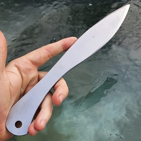 BOAR THROWING KNIFE POLISHED STEEL - 1 PIECE
