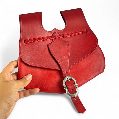 SAC EN CUIR MÉDIÉVAL DU 13E - XVE SIÈCLE