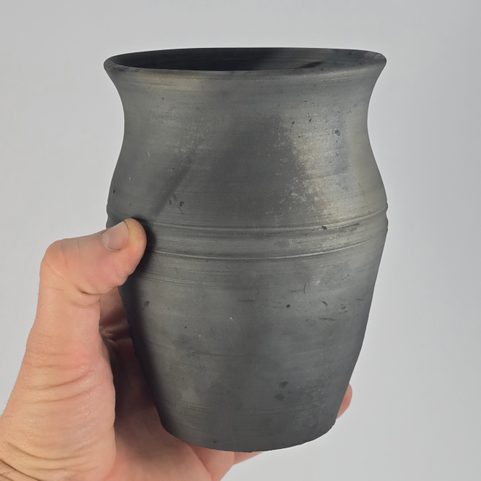 COUPE MÉDIÉVALE, CÉRAMIQUE FUMÉE