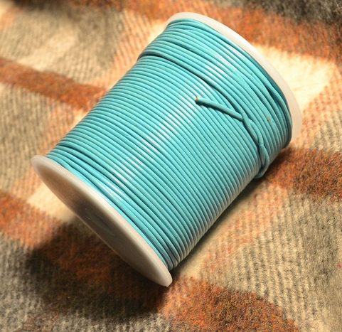 LEATHER CORD, TURQOISE, ROUND, 1.5 MM, 1 M