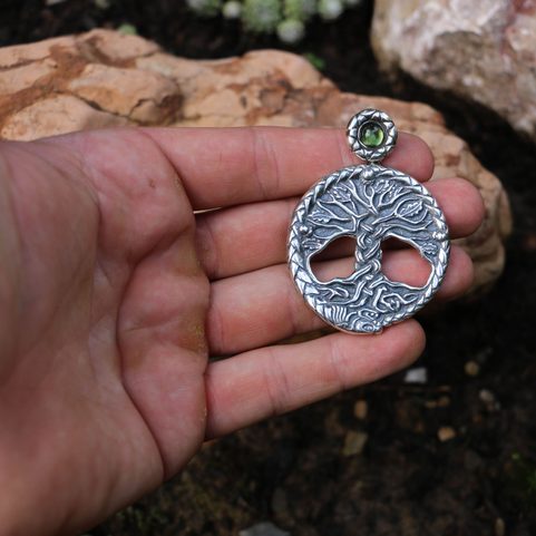 CELTIC OAK SACRED TREE OF LIFE PENDANT SILVER AND MOLDAVITE