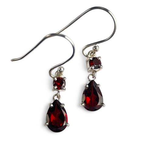 KYANE, BOUCLES D'OREILLES EN ARGENT, GRENAT, AG 925/1000