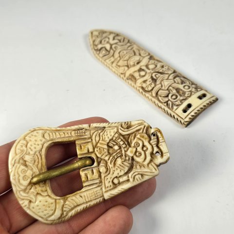 CEINTURE VIKING BORRE - GRAVÉE À LA MAIN