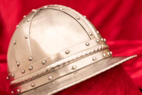 NOLL, ENGLISH KETTLE HAT HELMET