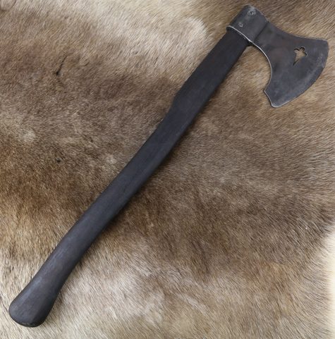MEDIEVAL AXE - BLUNT