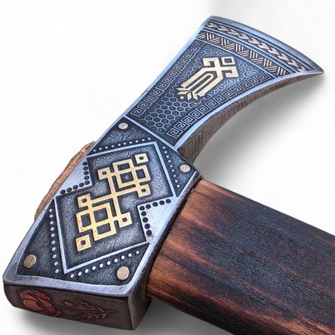 HACHE DE BERGER DORÉE, MOTIFS UKRAINIENS, TRANSCARPATIE