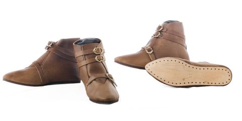 ANKLE BOOTS WITH BUCKLES, 14TH CENTURY