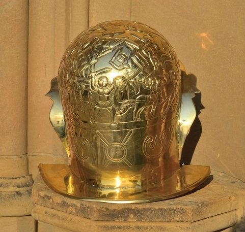CASQUE D'HONNEUR ROMAIN AVEC MASQUE, LANCASHIRE