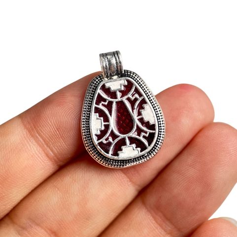 CLOISONNÉ - MEROVEY PENDANT, SILVER