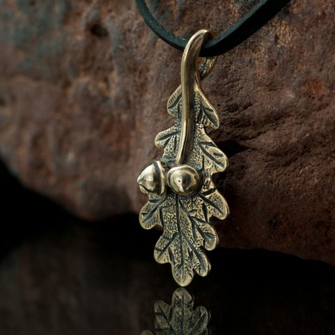 EICHENBLATT, BRONZE-ANHÄNGER