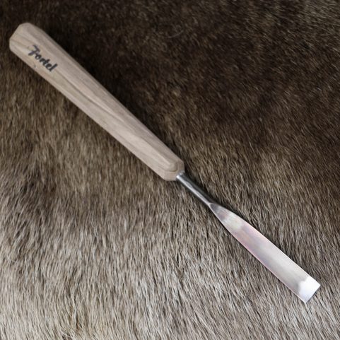 WOOD CHISEL, HAND FORGED, TYPE IV