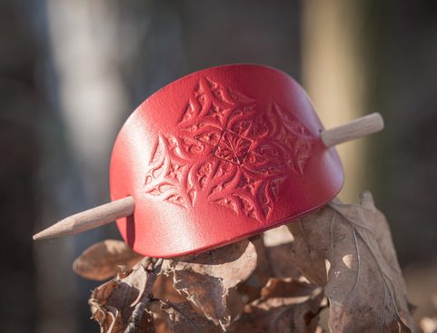 PLATAN LEATHER HAIR CLIP, RED