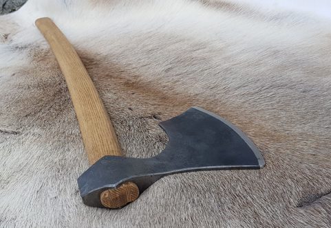 ULFR, VIKING AXE