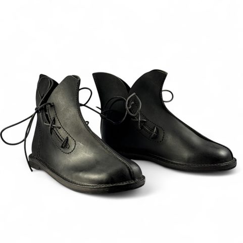 GOTHIC SHOES, MIDDLE AGES, BLACK