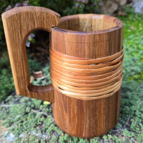 CHOPE MÉDIÉVALE EN BOIS