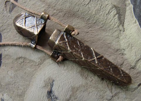 NEEDLE CASE, PEWTER PENDANT